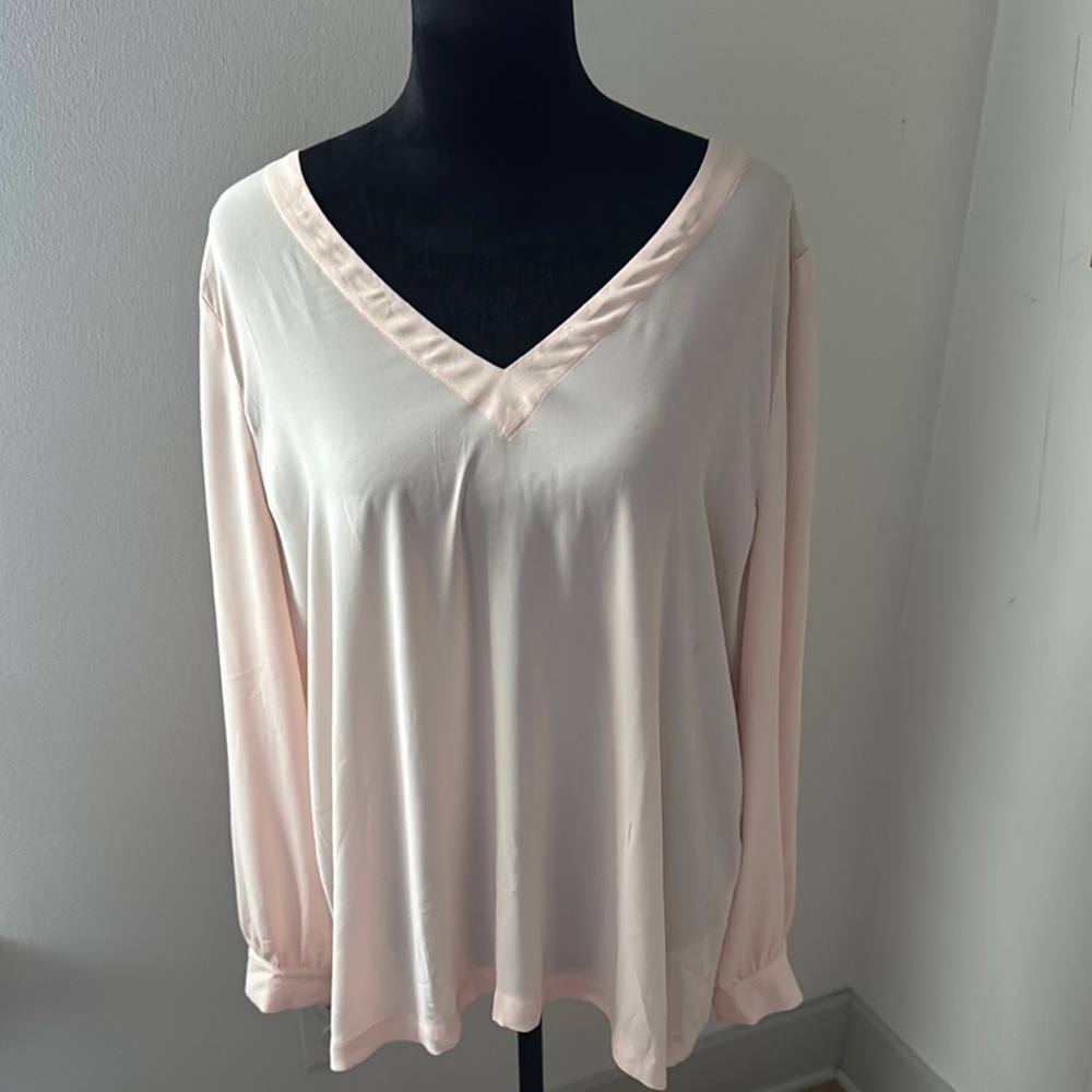 LOFT light pink v neck V back ties long sleeves top / blouse Sz XL